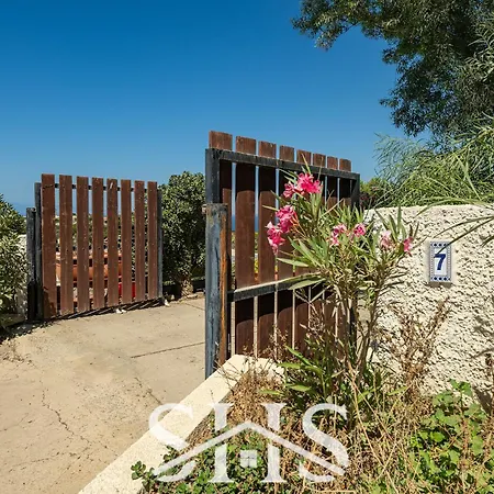 Villa Soleil Private Pool & Stunning Sea View